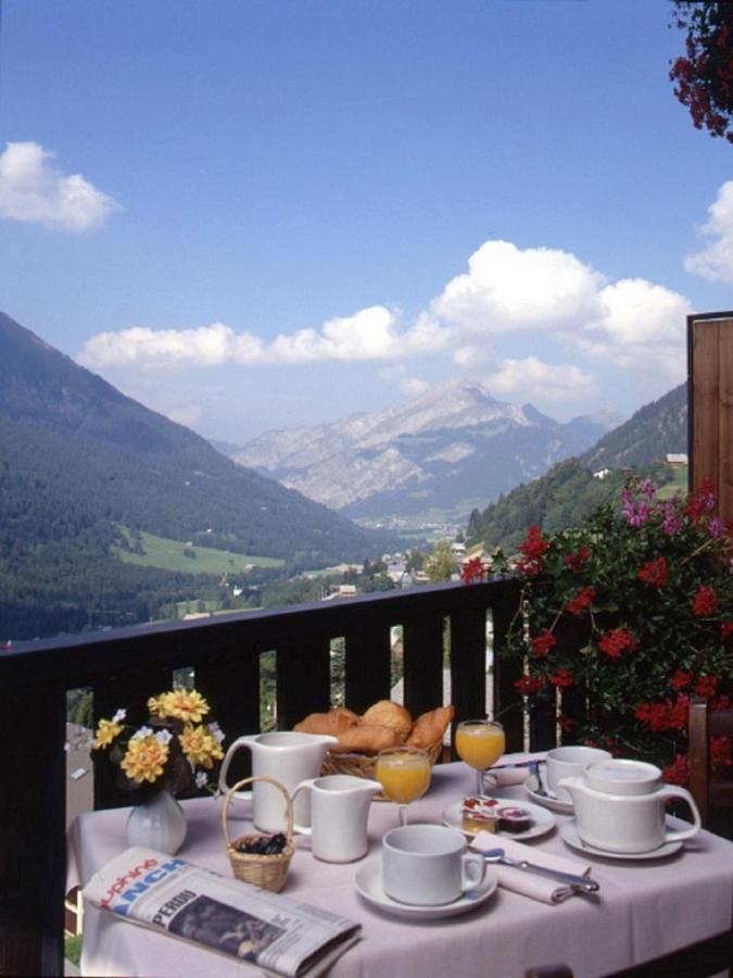 Hotel Les Triolets Châtel Exterior photo
