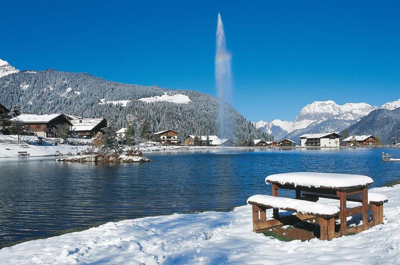 Hotel Les Triolets Châtel Exterior photo