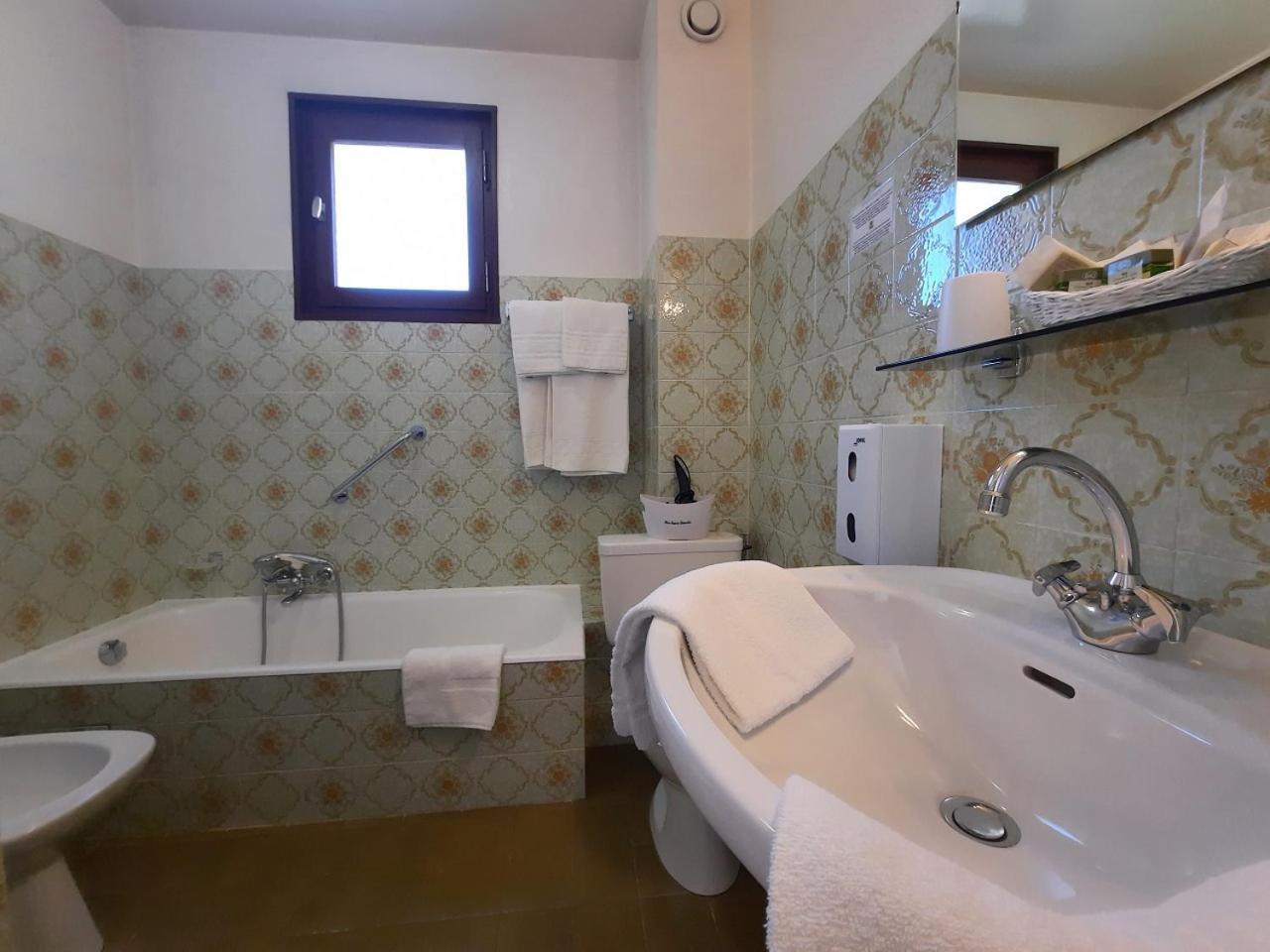 Hotel Les Triolets Châtel Room photo